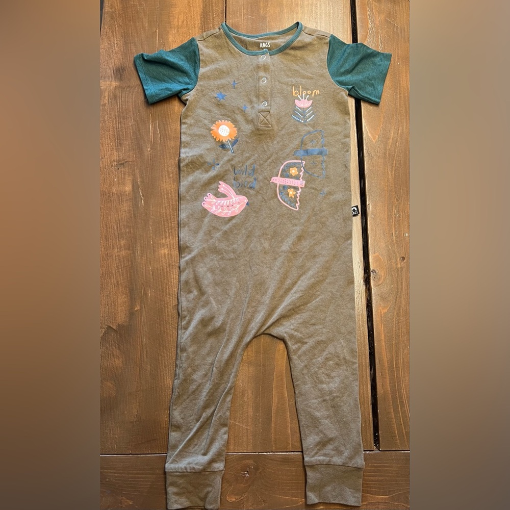 RAGS size 3/4 short sleeve romper